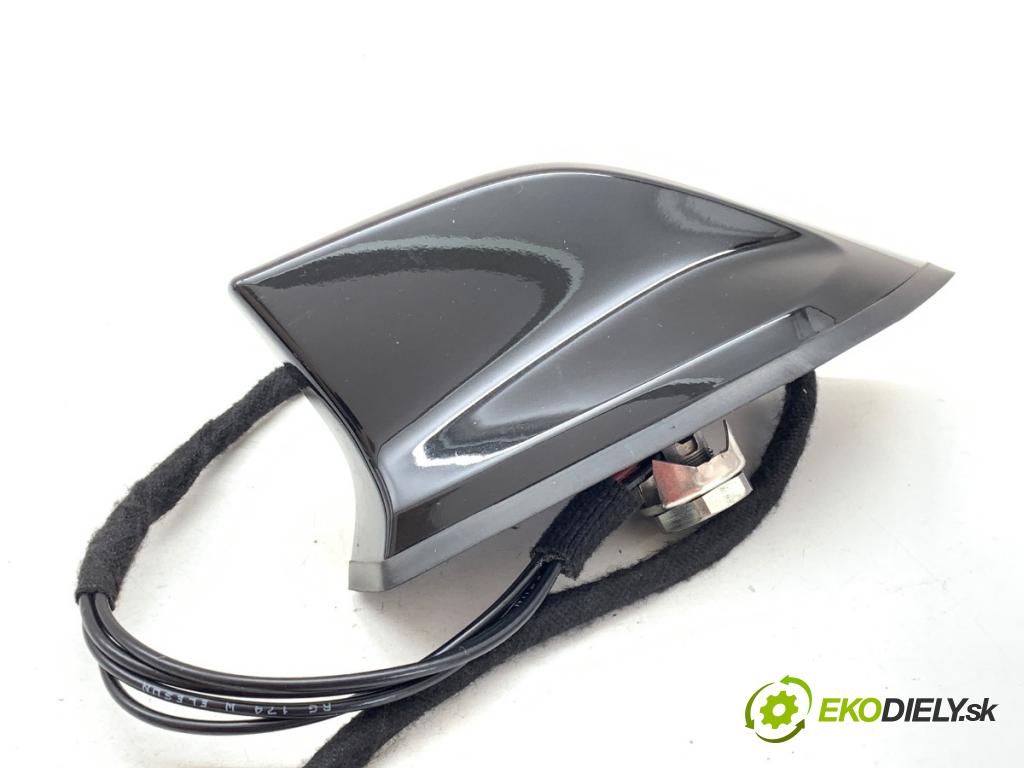 RENAULT CLIO V liftback 2024 74 kW 1.0 LPG (B7MT) 999 ANTENA 282160377R