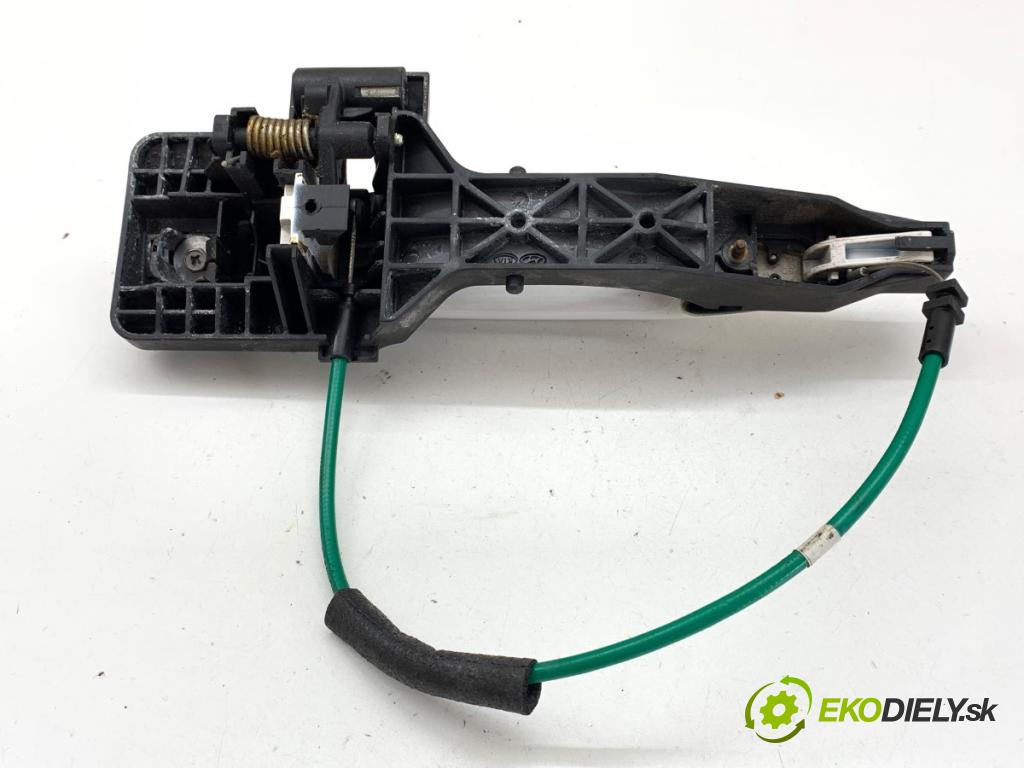 HYUNDAI i30 liftback 2012 73 kW 1.4 1396 klika vnejší pravý zadní část