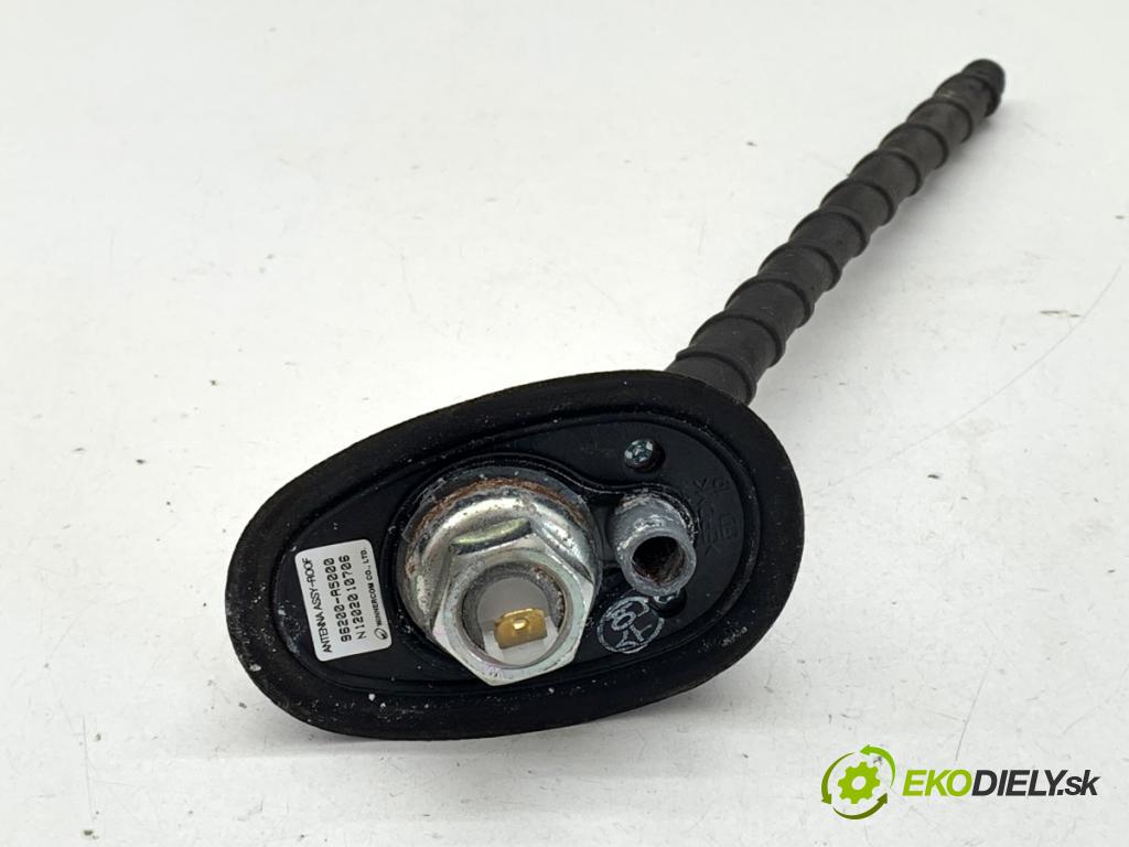 HYUNDAI i30 liftback 2012 73 kW 1.4 1396 ANTENA 96200-A5000
