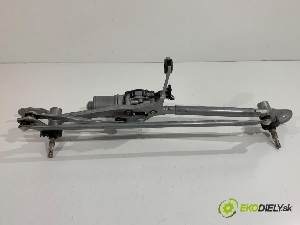 BMW G01 SUV 2020 135 kW xDrive 30 e Plug-in-Hybrid 1998 Mechanizmus stieračov predný 7399004 (Motorček stieračov predný)