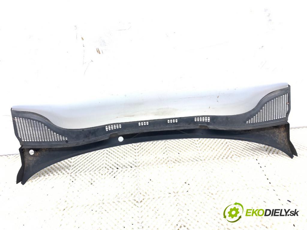 SKODA RAPID liftback 2013 77 kW 1.2 TSI 1197 Torpédo, plast pod čelné okno 51B819445 (Torpédo (plast pod čelným sklom))