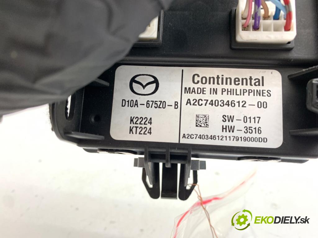 MAZDA 2 DL liftback 2018 66 kW 1.5 SKYACTIV-G 1496 Modul komfortu D10A-675Z0-B (Modul komfortu)