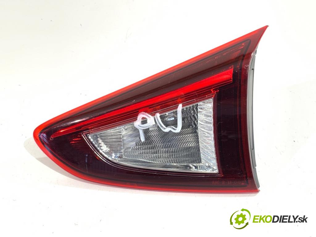 MAZDA 2 DL liftback 2018 66 kW 1.5 SKYACTIV-G 1496 světlo pravý zadní část vnitřní 132-18383