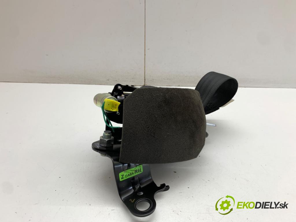 MAZDA 2 DL liftback 2018 66 kW 1.5 SKYACTIV-G 1496 držák bezpečnost pravý zadní část