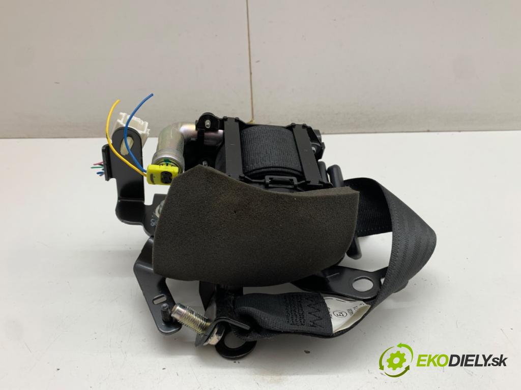MAZDA 2 DL liftback 2018 66 kW 1.5 SKYACTIV-G 1496 držák bezpečnost levý zadní část