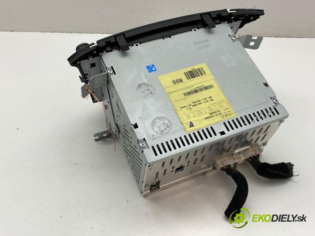 HYUNDAI i30 liftback 2012 73 kW 1.4 1396 RADIO 96170-A6200 (Audio zariadenie)