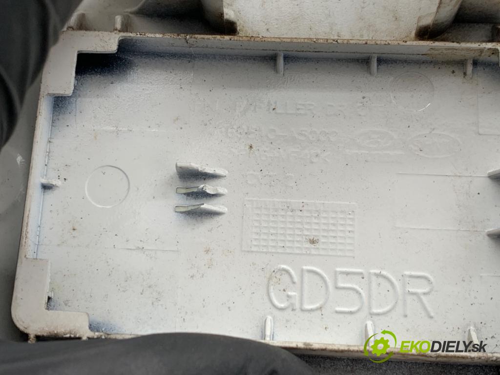 HYUNDAI i30 liftback 2012 73 kW 1.4 1396 Dvierka nádrže paliva (Kľučka dverí ostatné)