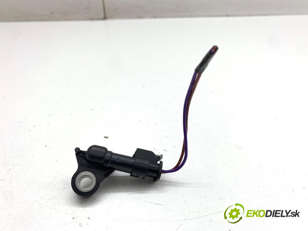 MAZDA 2 DL liftback 2018 66 kW 1.5 SKYACTIV-G 1496 Snímač nárazu D09H57KC0 (Snímač nárazu)