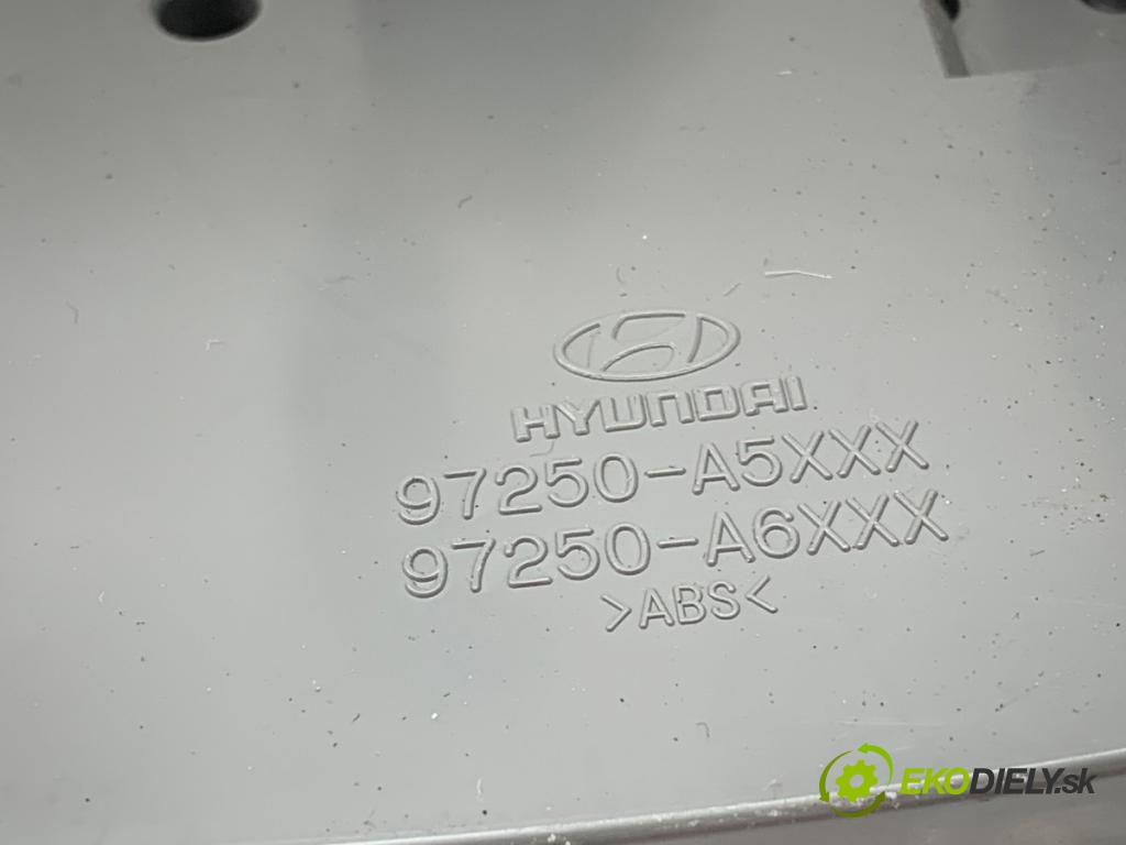 HYUNDAI i30 liftback 2012 73 kW 1.4 1396 Panel ovládaní topení 97250-A6040 (Páčky pod volantem)