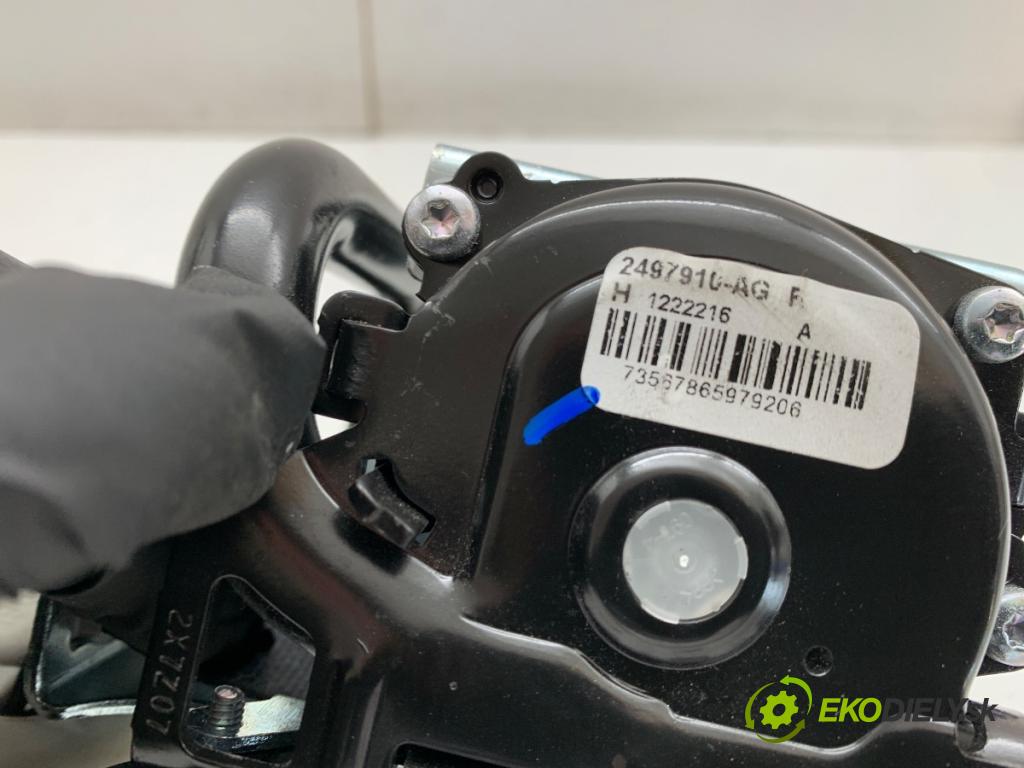 MAZDA 2 DL liftback 2018 66 kW 1.5 SKYACTIV-G 1496 držák bezpečnost pravý přední část