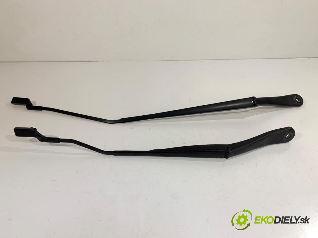 RENAULT CLIO V liftback 2024 74 kW 1.0 LPG (B7MT) 999 Rameno stierače predný 288865010R