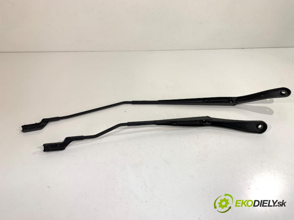 RENAULT CLIO V liftback 2024 74 kW 1.0 LPG (B7MT) 999 Rameno stierače predný 288865010R