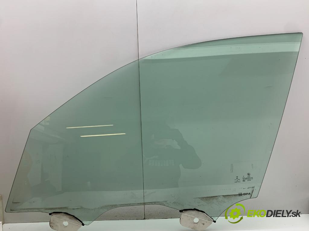 BMW G01 SUV 2020 135 kW xDrive 30 e Plug-in-Hybrid 1998 Okno ľavy predný 