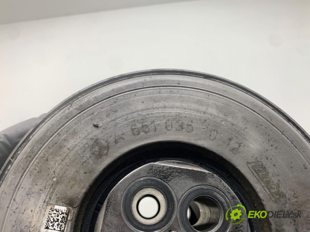 MERCEDES-BENZ S204 Kombi 2011 125 kW C 220 CDI (204.202) 2143 koleso kolesová hriadeľa A6510351012 (Remenica)