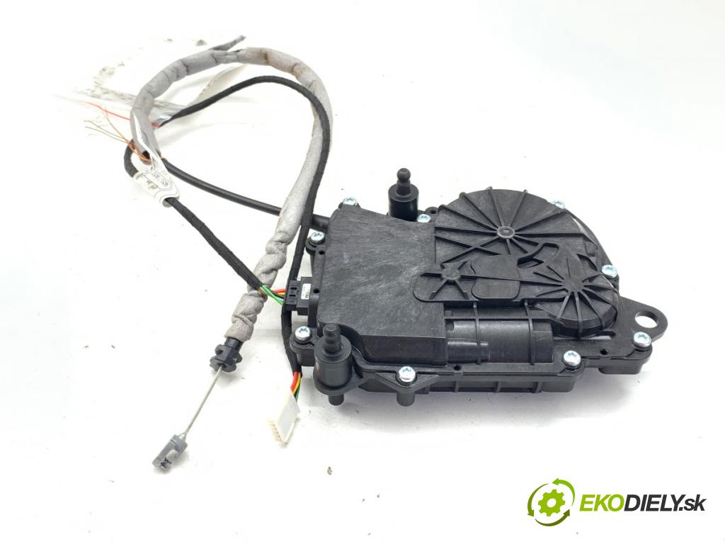 BMW G01 SUV 2020 135 kW xDrive 30 e Plug-in-Hybrid 1998 VLAK: dveří zadní část 7383561