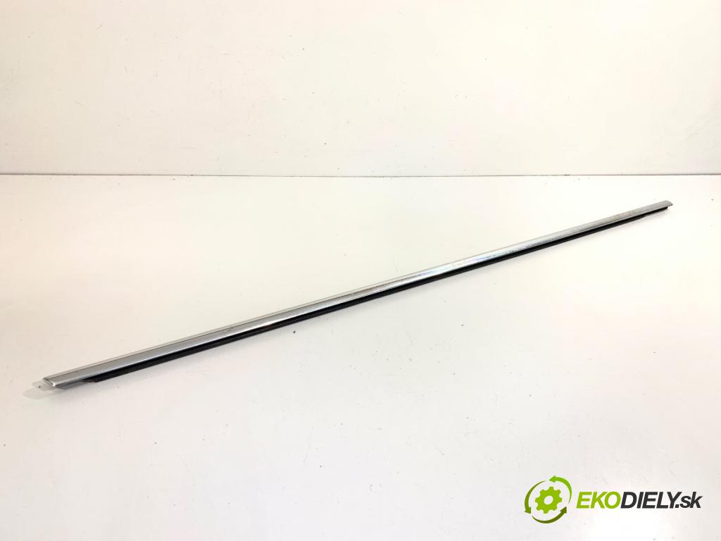 BMW F30 sedan 2015 225 kW 335 i xDrive 2979 Lišta Sbírání: zad pravy chróm