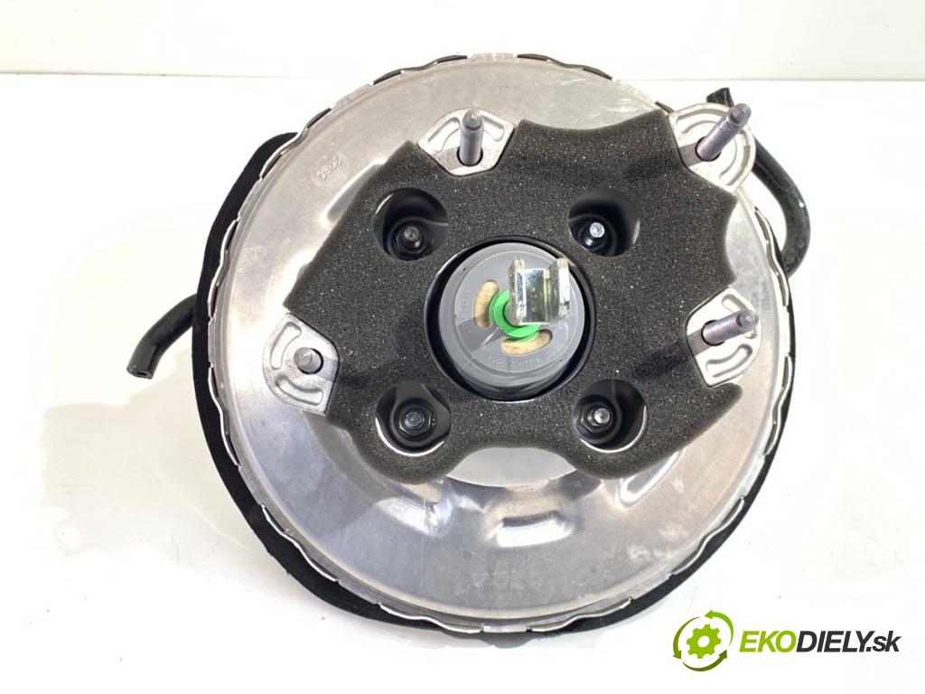RENAULT CLIO V liftback 2024 74 kW 1.0 LPG (B7MT) 999 posilovač bŕzd 472109156R