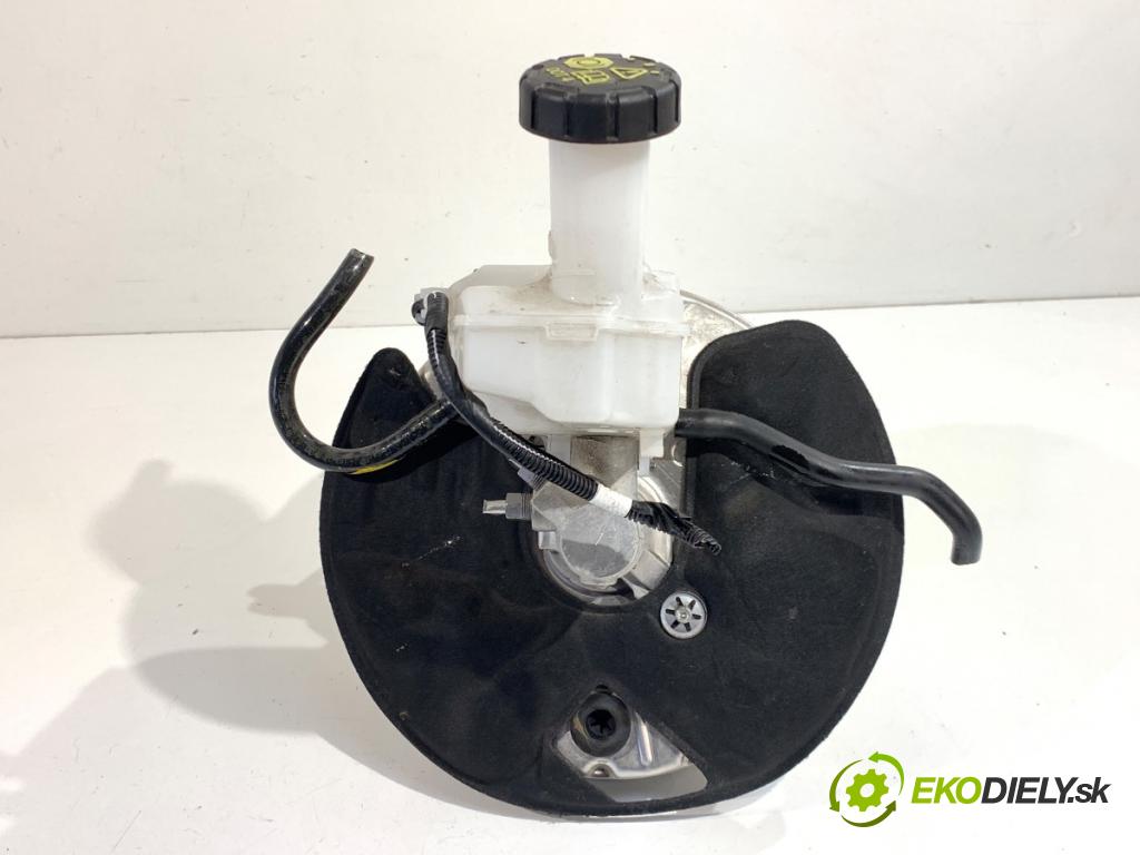 RENAULT CLIO V liftback 2024 74 kW 1.0 LPG (B7MT) 999 posilovač bŕzd 472109156R