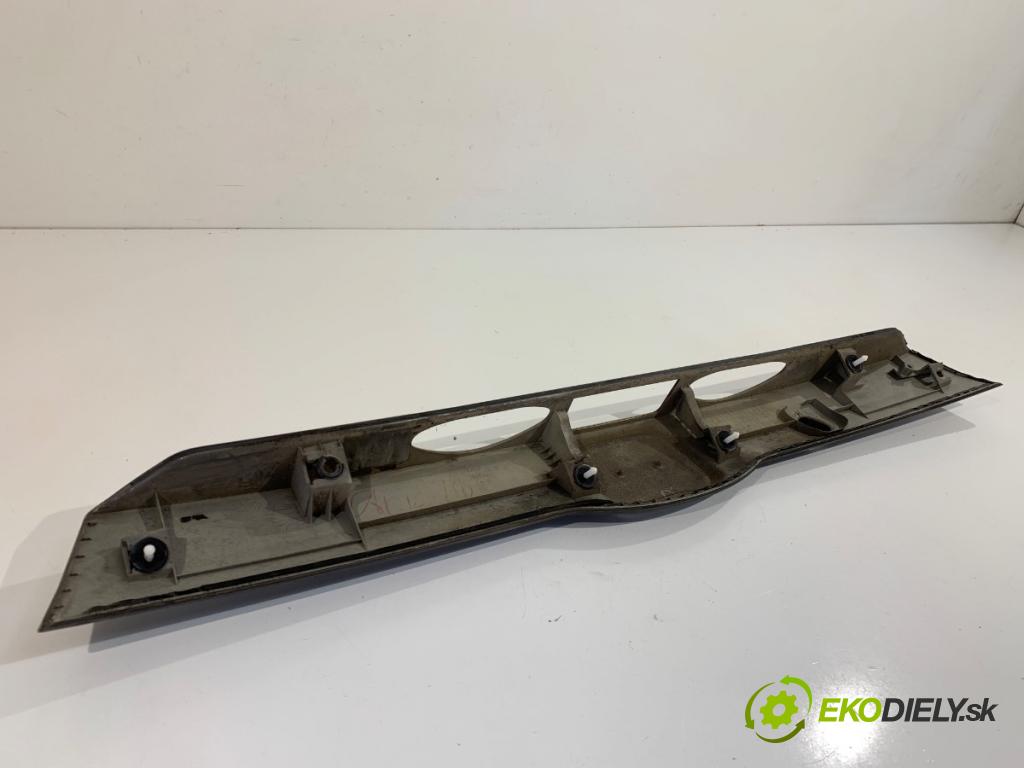 HONDA JAZZ III liftback 2009 73 kW 1.3 i (GE6, GG3, GG6) 1339 lišta dveří zadní část