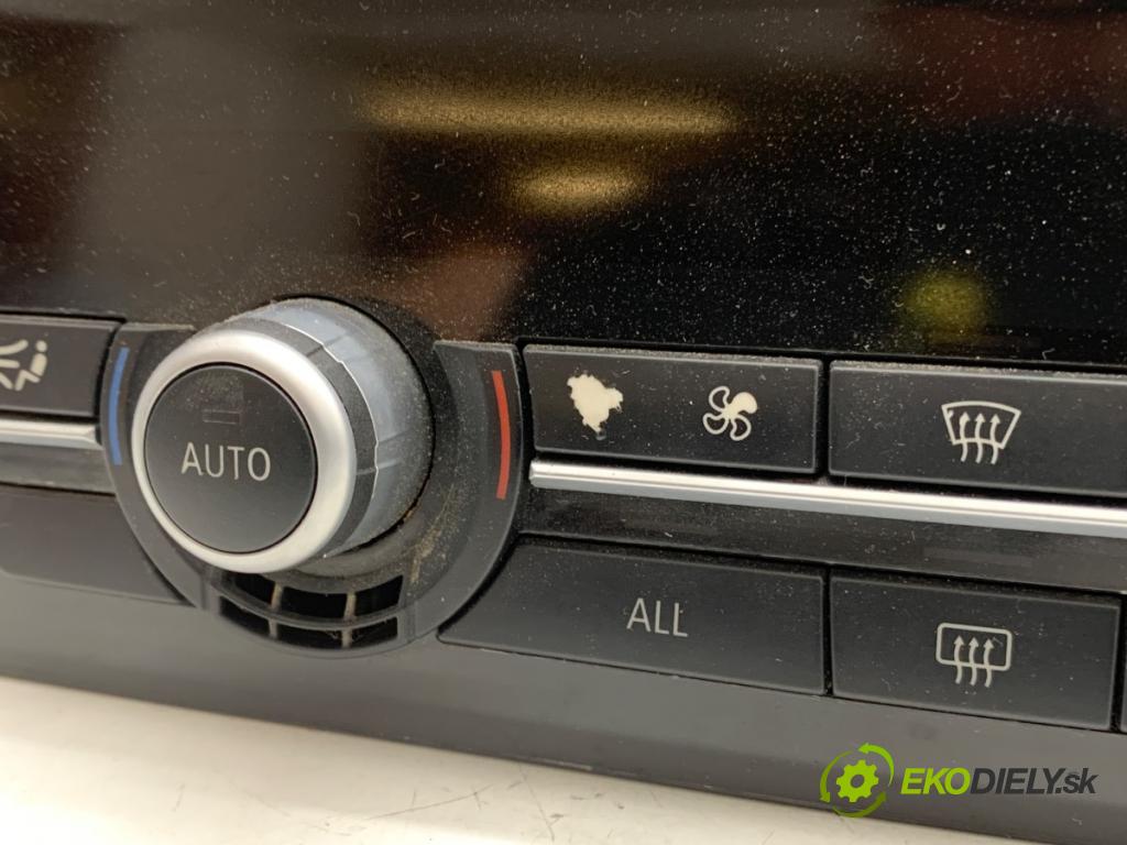 BMW F01 sedan 2010 240 kW 740 i, Li 2979 Panel ovládaní topení 9202588 (Páčky pod volantem)