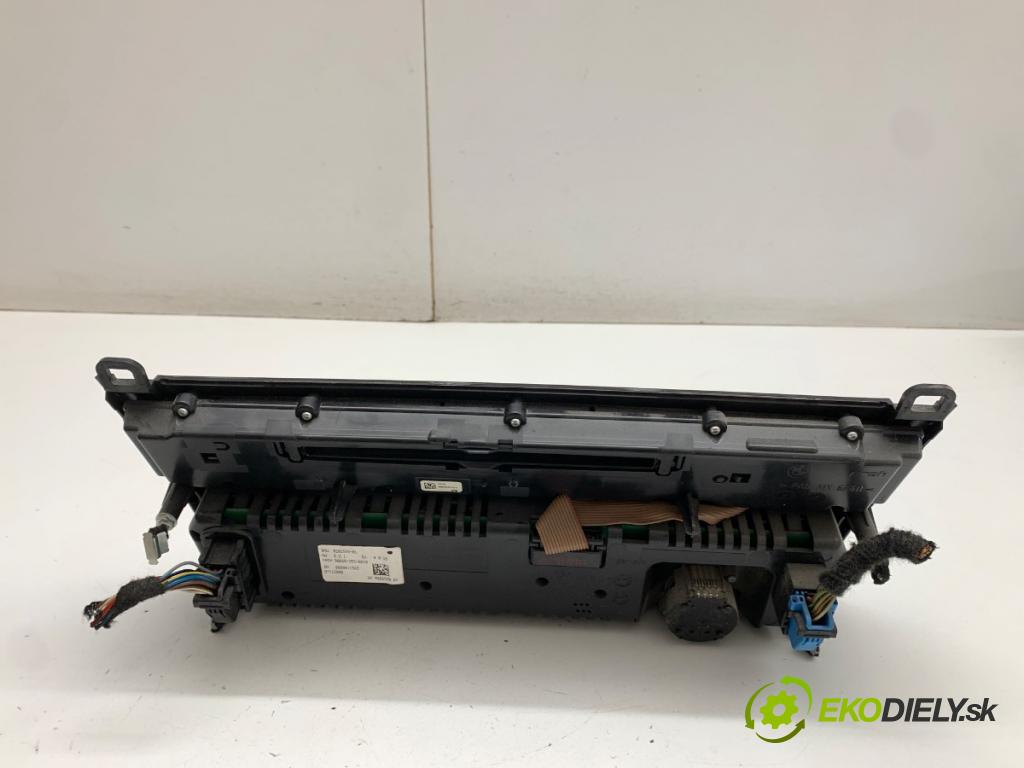 BMW F01 sedan 2010 240 kW 740 i, Li 2979 Panel ovládaní topení 9202588 (Páčky pod volantem)