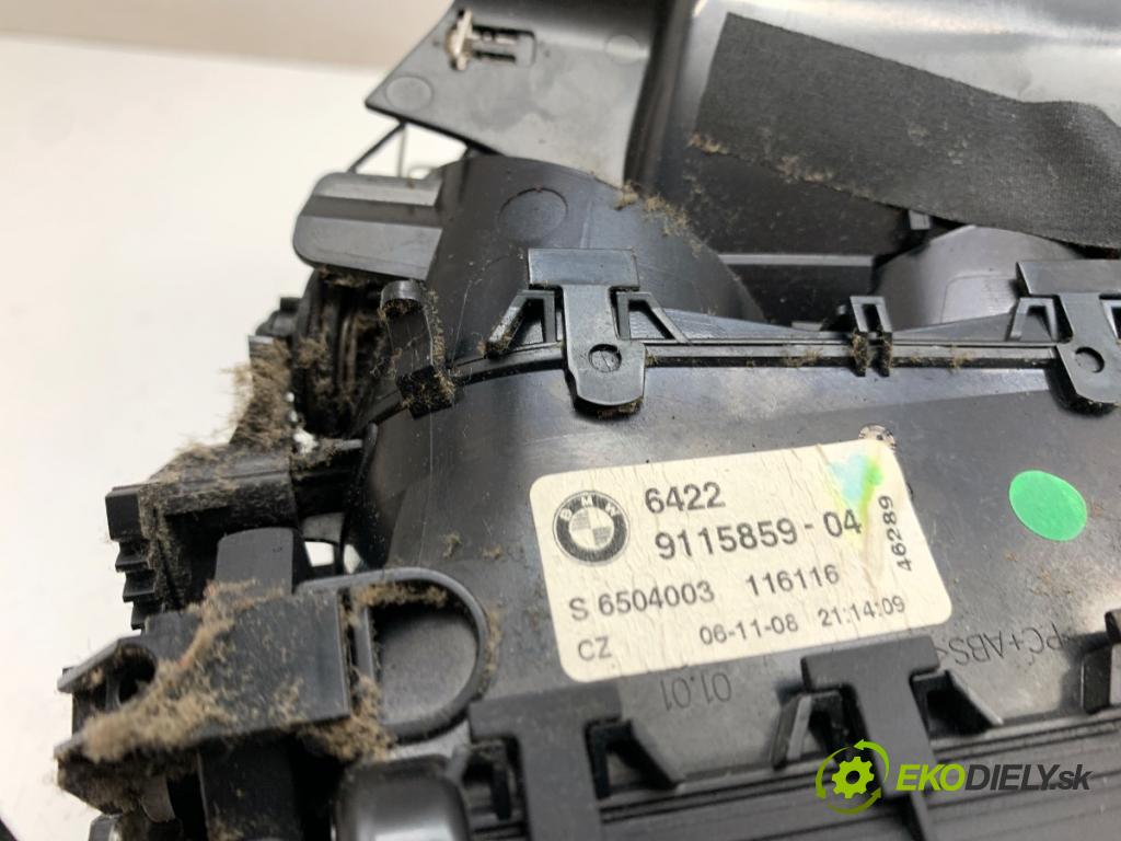 BMW F01 sedan 2010 240 kW 740 i, Li 2979 mří topení přední část střední 9115859