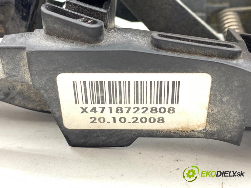 BMW F01 sedan 2010 240 kW 740 i, Li 2979 Kľučka vonkajšia pravy predný