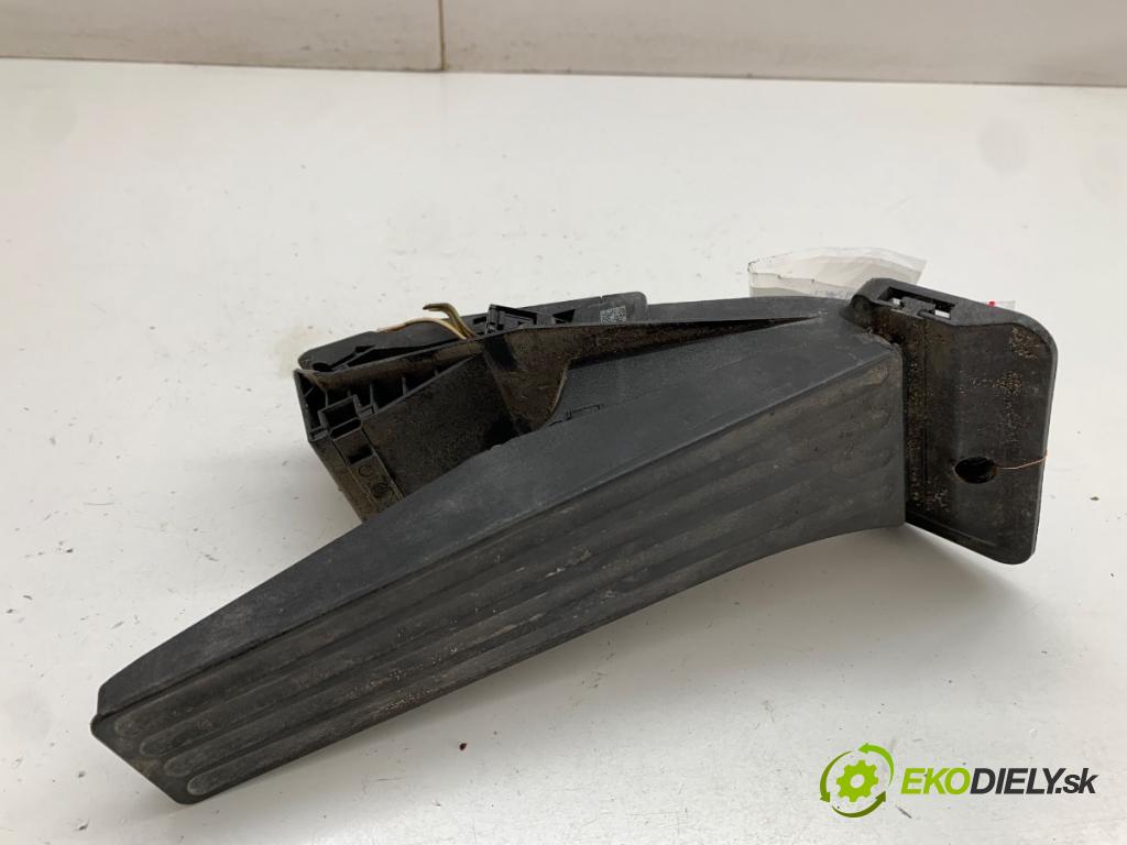 BMW F01 sedan 2010 240 kW 740 i, Li 2979 Potenciometer plynu (Potenciometer plynového pedálu)