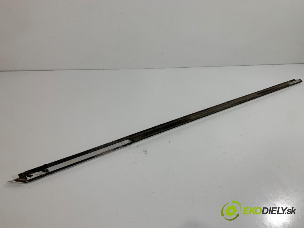 BMW F01 sedan 2010 240 kW 740 i, Li 2979 lišta Sbírání: přední část levý 7178001
