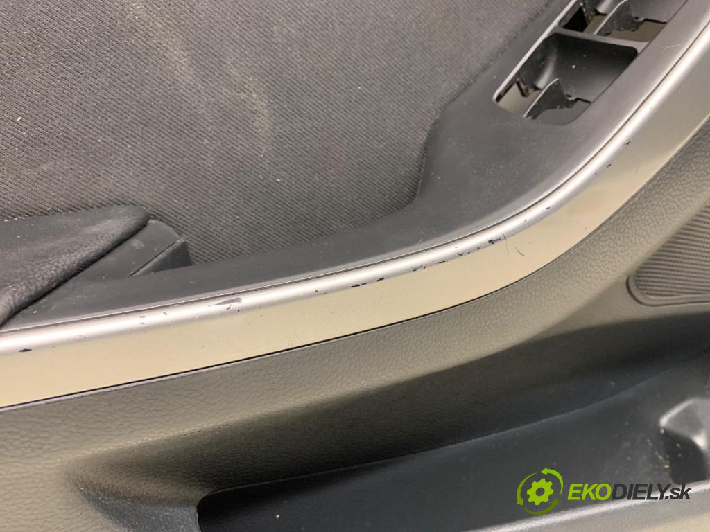 HYUNDAI i30 liftback 2012 73 kW 1.4 1396 ča dveře levý přední část