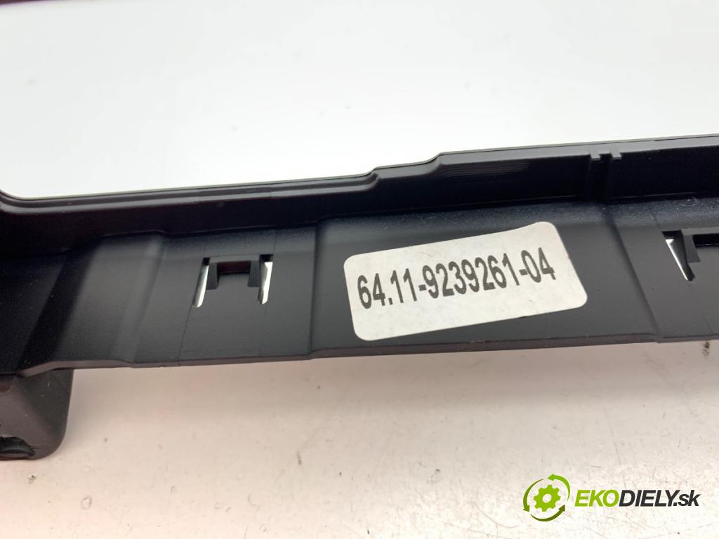 BMW F30 sedan 2015 225 kW 335 i xDrive 2979 Panel ovládaní topení 9226784 (Páčky pod volantem)