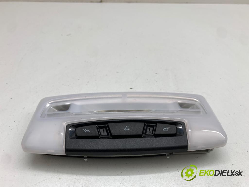 BMW F30 sedan 2015 225 kW 335 i xDrive 2979 Svetlo stropné 9312496