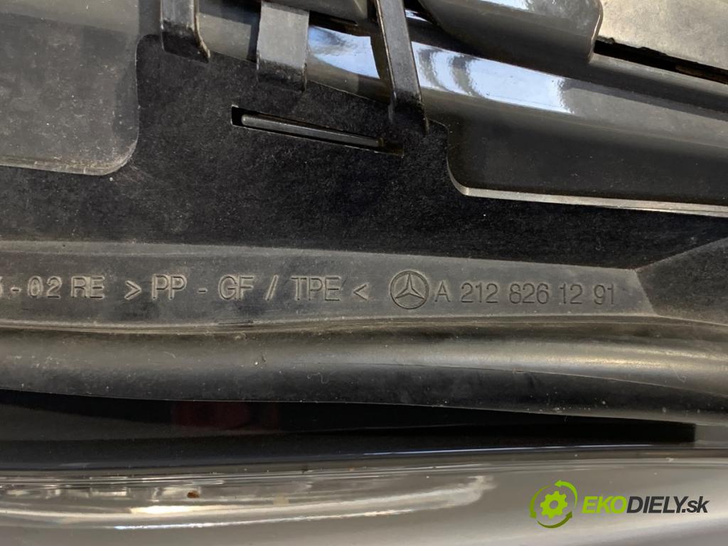 MERCEDES-BENZ W212 sedan 2016 245 kW E 400 4-matic (212.067) 2996 Svetlomet pravy predný A2128261291