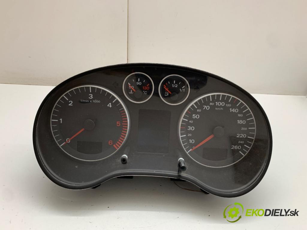 AUDI A3 8P liftback 2004 103 kW 2.0 TDI 1968 prístrojovka 8P0920930F (Přístrojová deska)