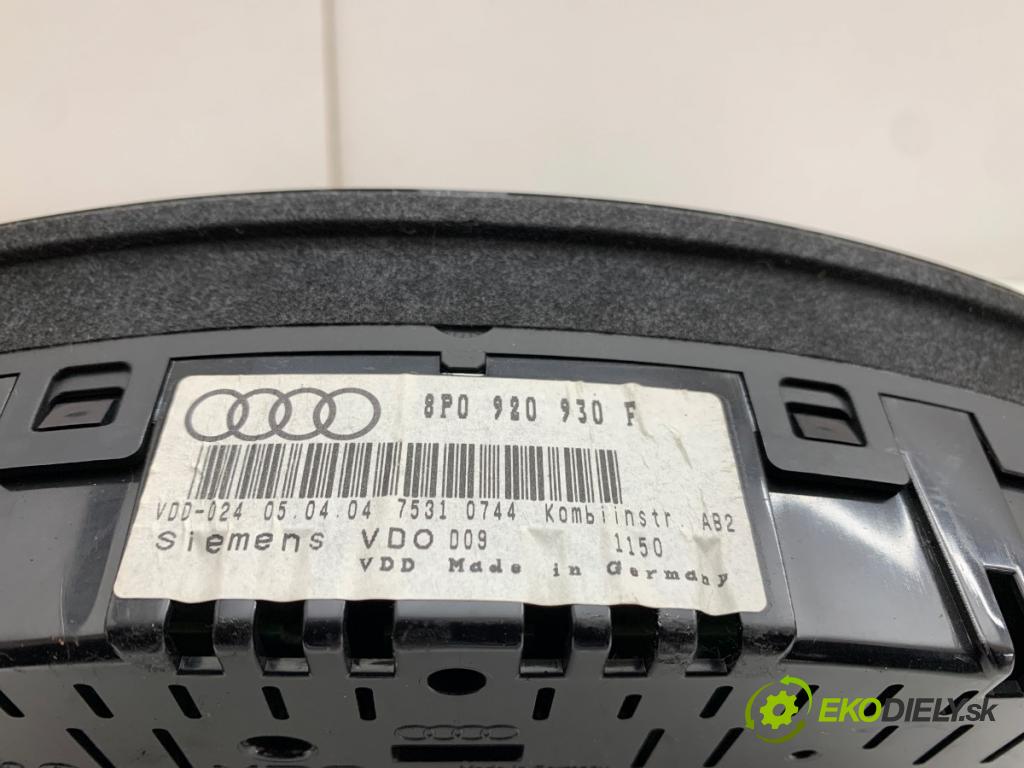 AUDI A3 8P liftback 2004 103 kW 2.0 TDI 1968 prístrojovka 8P0920930F (Přístrojová deska)