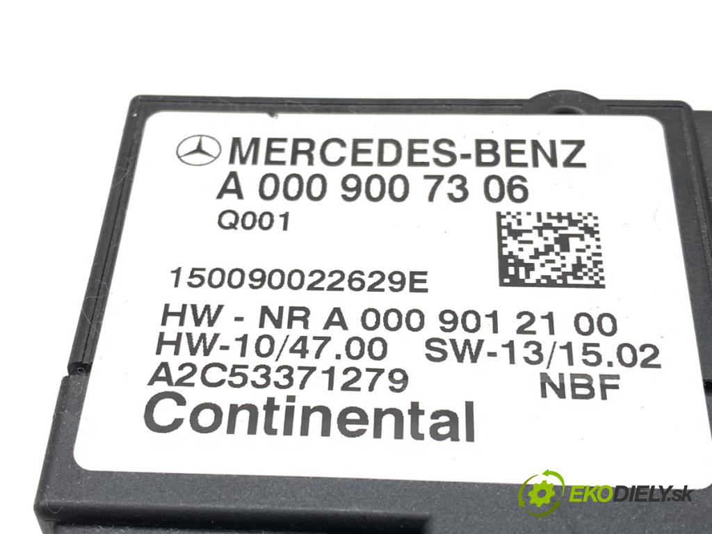 MERCEDES-BENZ W212 sedan 2016 245 kW E 400 4-matic (212.067) 2996 Modul pumpy vstrekovacej A0009007306