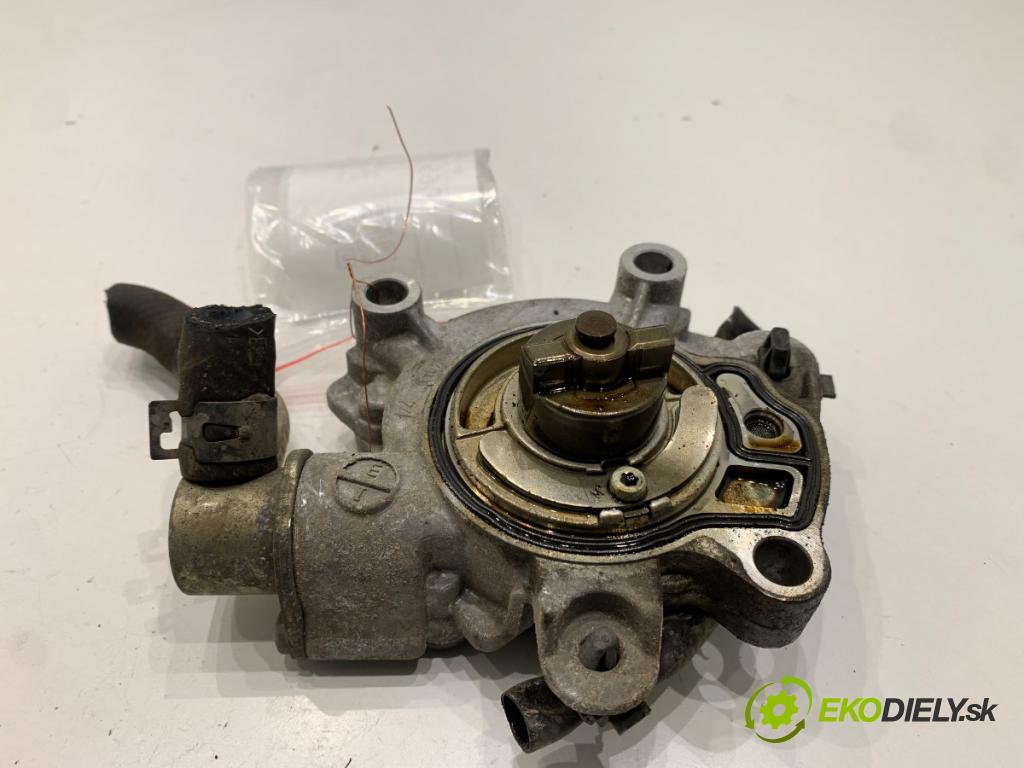 MAZDA 2 DL liftback 2018 66 kW 1.5 SKYACTIV-G 1496 pumpa vakuová P54G-18G00