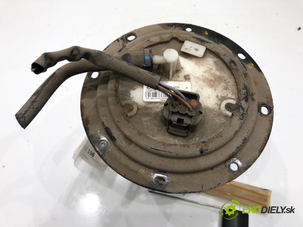 HYUNDAI i30 liftback 2012 73 kW 1.4 1396 pumpa paliva 31110-A6200