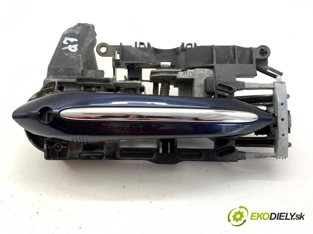 BMW F01 sedan 2010 240 kW 740 i, Li 2979 Kľučka vonkajšia ľavy predný 