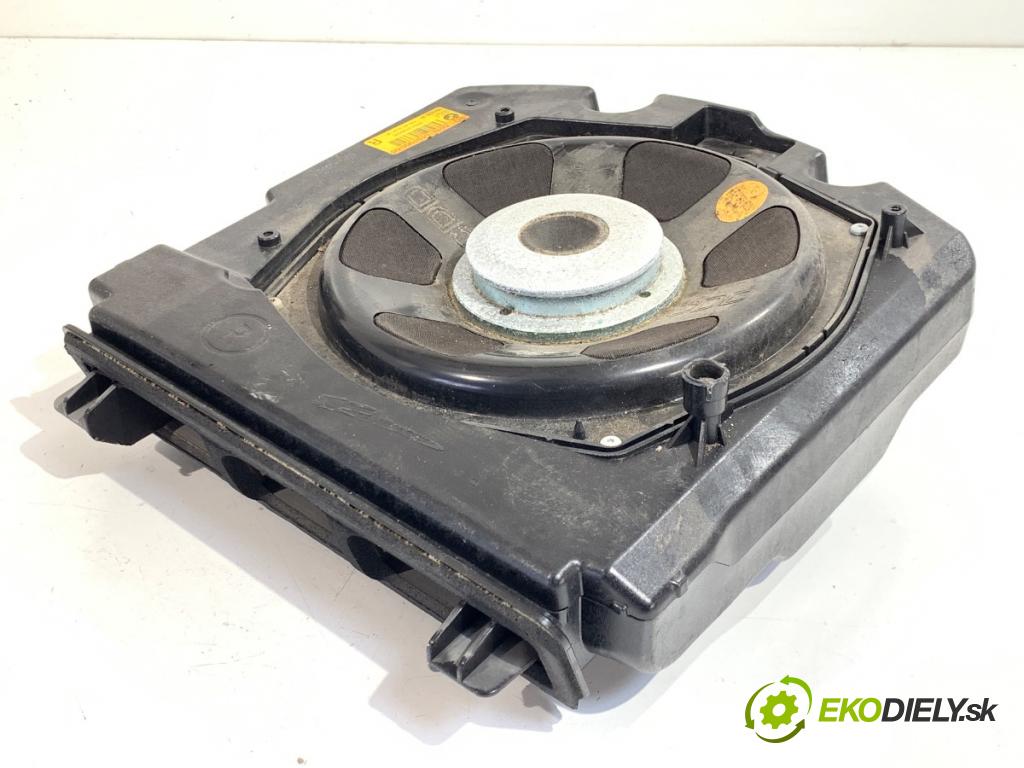 BMW F01 sedan 2010 240 kW 740 i, Li 2979 reproduktory 9151965