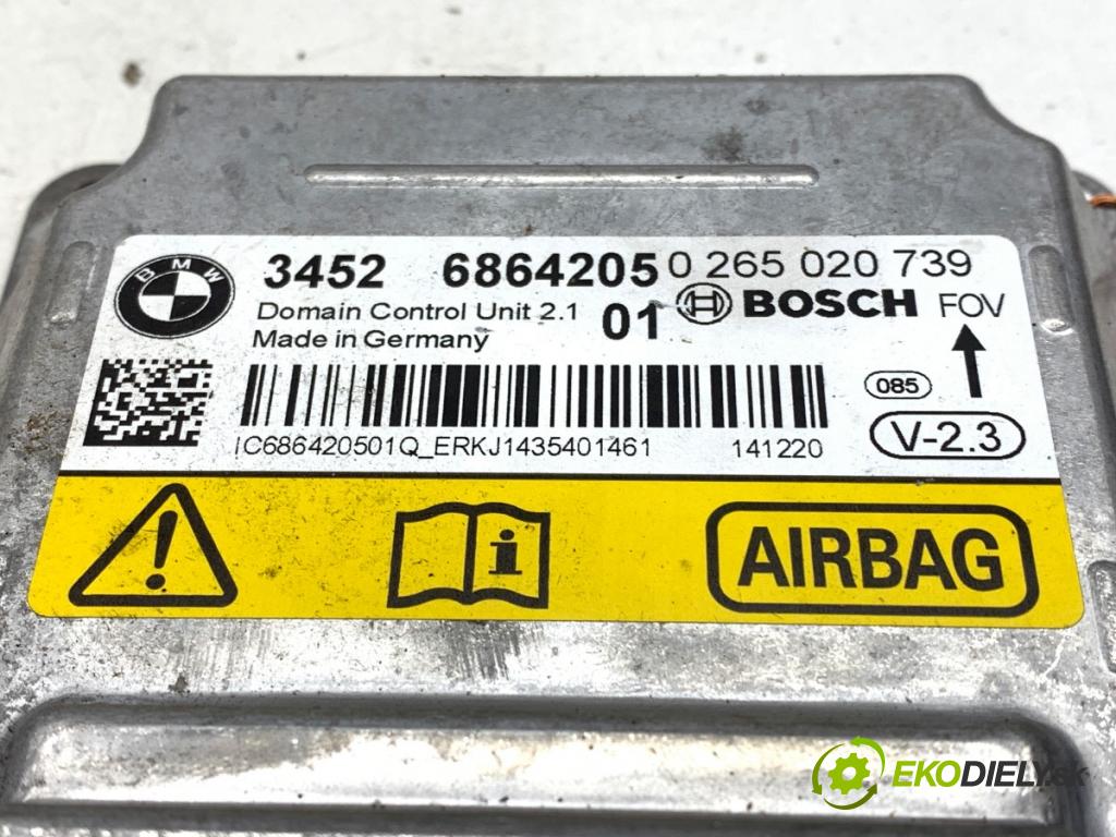 BMW F30 sedan 2015 225 kW 335 i xDrive 2979 senzor airbag 6864205 (Snímač)