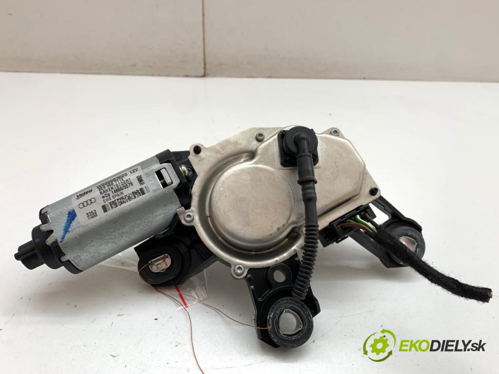 AUDI A3 8P liftback 2004 103 kW 2.0 TDI 1968 Motor stieračov zad 8E9955711E