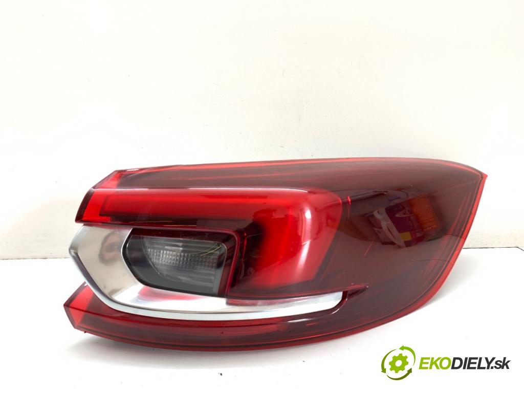 OPEL INSIGNIA B Kombi 2017 121 kW 1.5 (35) 1490 Svetlo pravy zad 39099123