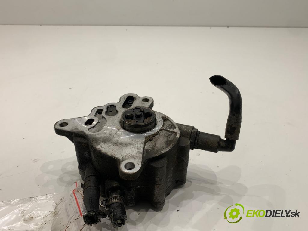 AUDI A3 8P liftback 2004 103 kW 2.0 TDI 1968 Pumpa vákuová 03G145209
