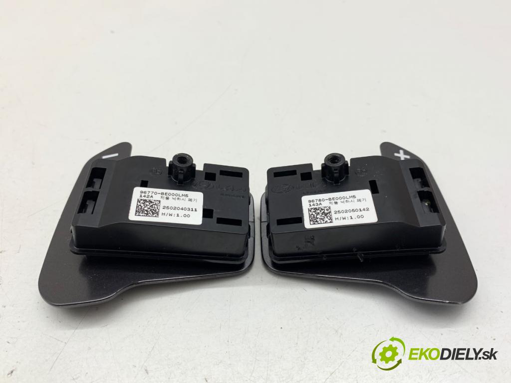 HYUNDAI KONA SUV 2025 102 kW 1.6 T-GDi 1598 OBUV: volantu 96770-BE000