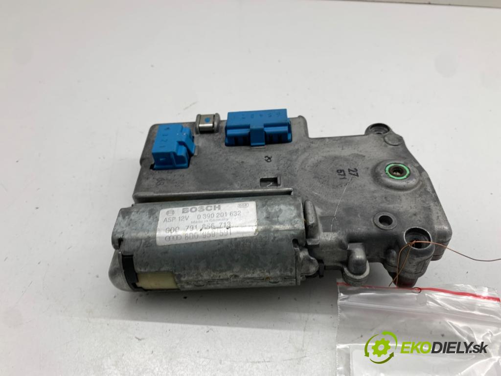 AUDI A4 B5 sedan 1996 66 kW 1.9 TDI 1896 Motor strešného okna 8D0959591