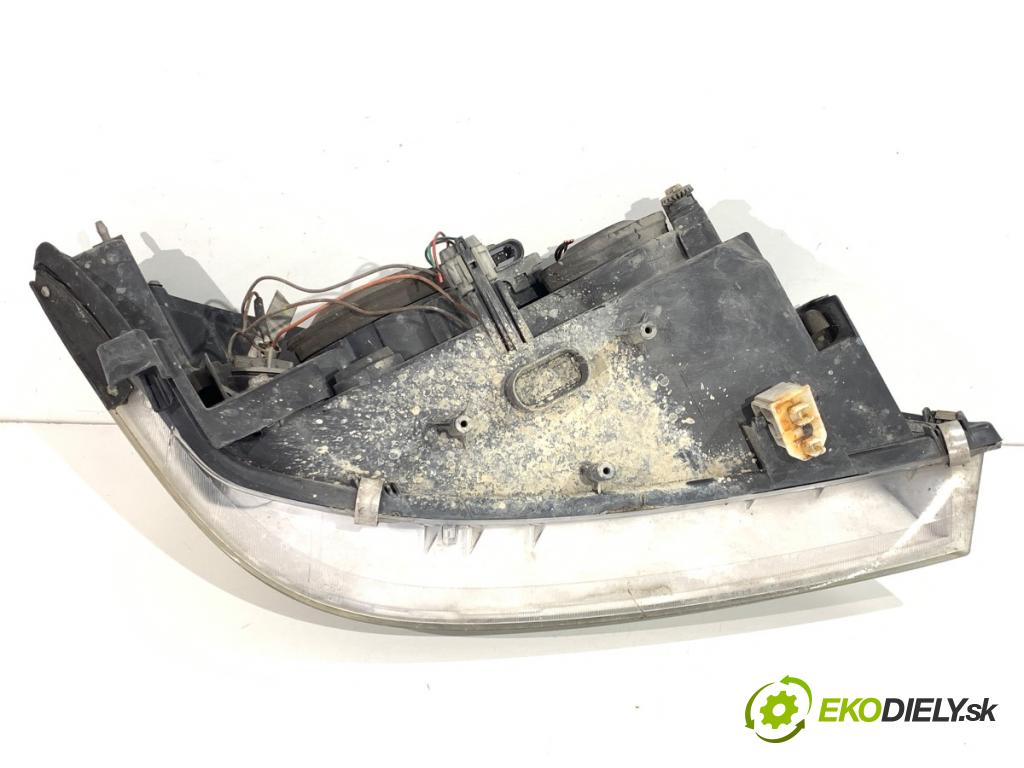 NISSAN PRIMERA P12 sedan 2004 85 kW 1.8 1769 Svetlomet ľavy predný 26060AU800