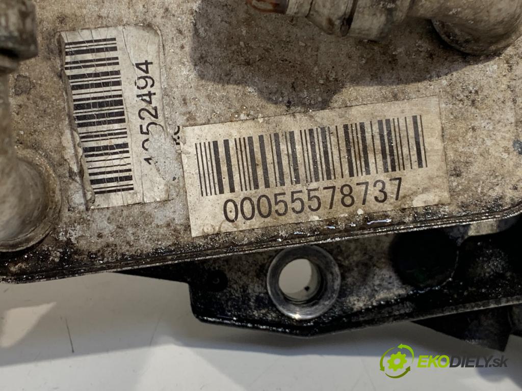 OPEL INSIGNIA A Kombi 2009 96 kW 2.0 CDTI (35) 1956 obal filtra oleje 55578737 (Kryt olejového filtru)