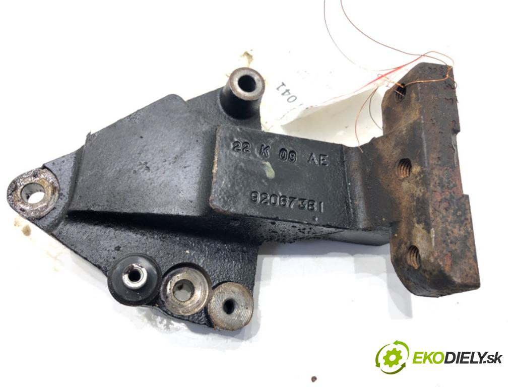 CHEVROLET CAPTIVA SUV 2010 100 kW 2.4 2405 Držiak Motor 92067381