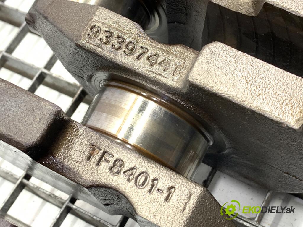 CHEVROLET CAPTIVA SUV 2010 100 kW 2.4 2405 kardaň hřídel KORBOVÝ: 93397441 (Blok motoru ostatní)